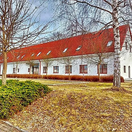 Hotel Depandance - Vedlejsi Budova U Zamku *