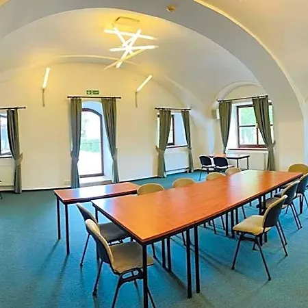 Depandance - Vedlejsi Budova U Zamku Hotel